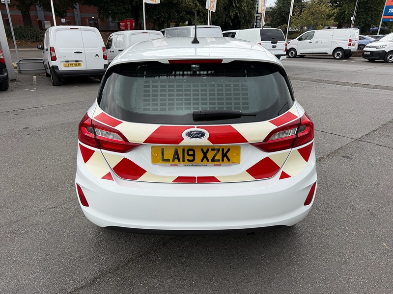Ford Fiesta Van TDCi - U7110