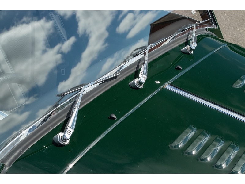 Morgan Plus Four i - U7112