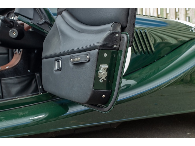 Morgan Plus Four i - U7112