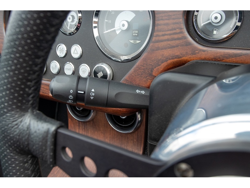 Morgan Plus Four i - U7112