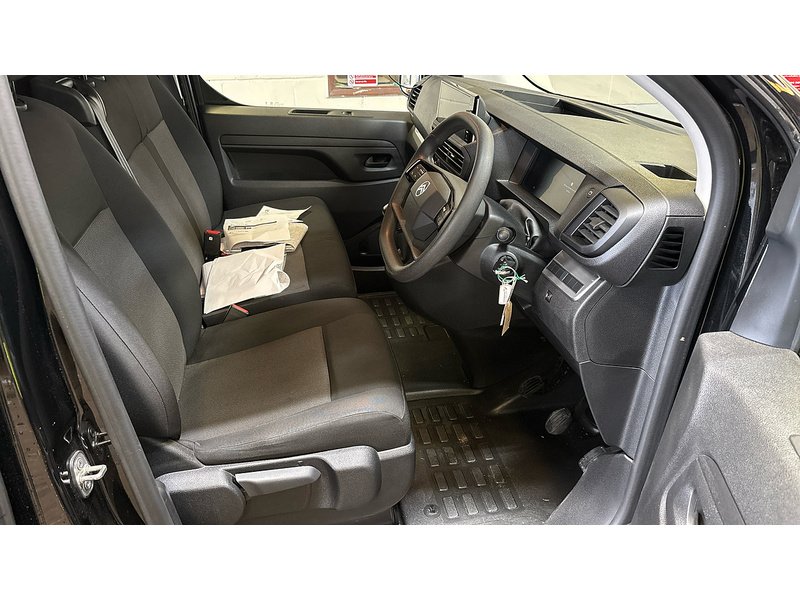 Citroen Dispatch BlueHDi Enterprise M - U7115