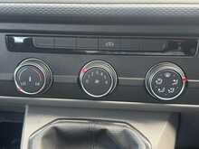 Volkswagen Transporter  - U7118