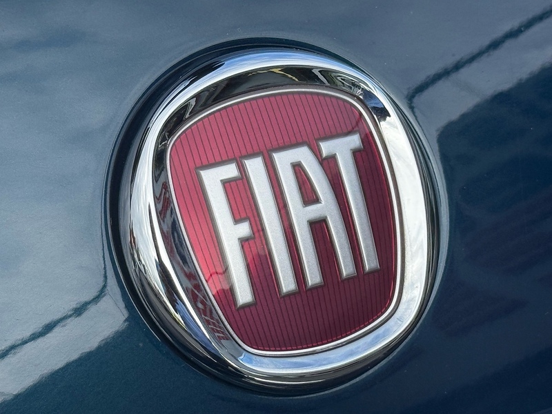 Fiat 500 MHEV Dolcevita - U7120