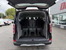Ford Tourneo Custom 320 EcoBlue Active 170ps L2 - U7130