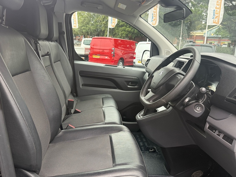 Peugeot Expert BlueHDi 1400 Professional - U7134