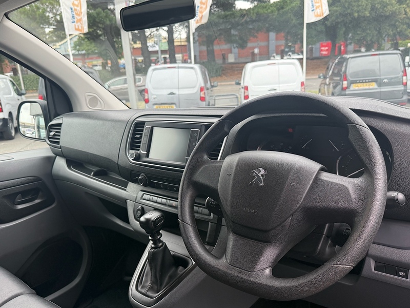 Peugeot Expert BlueHDi 1400 Professional - U7134