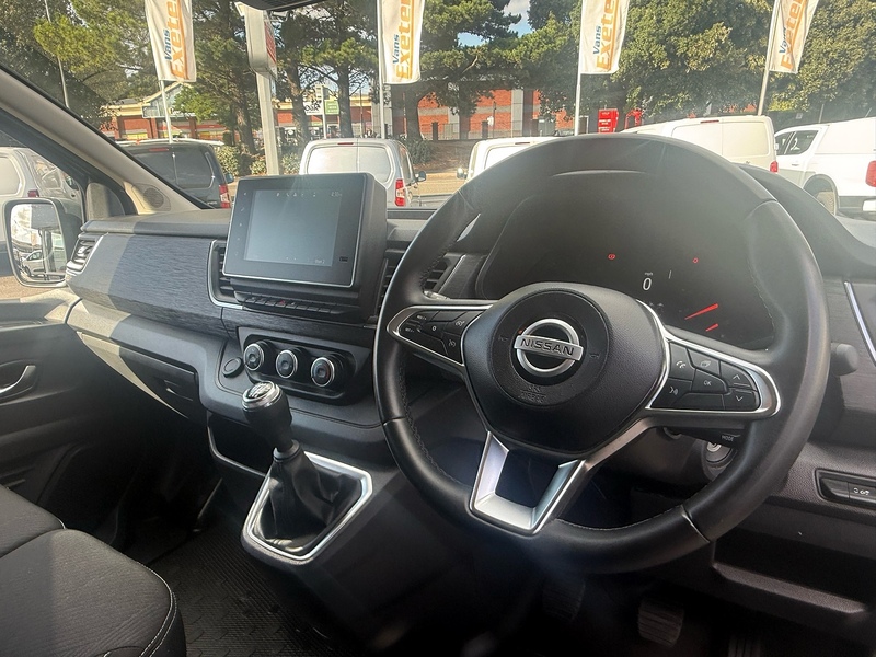 Nissan Primastar dCi 30 Tekna - U7135