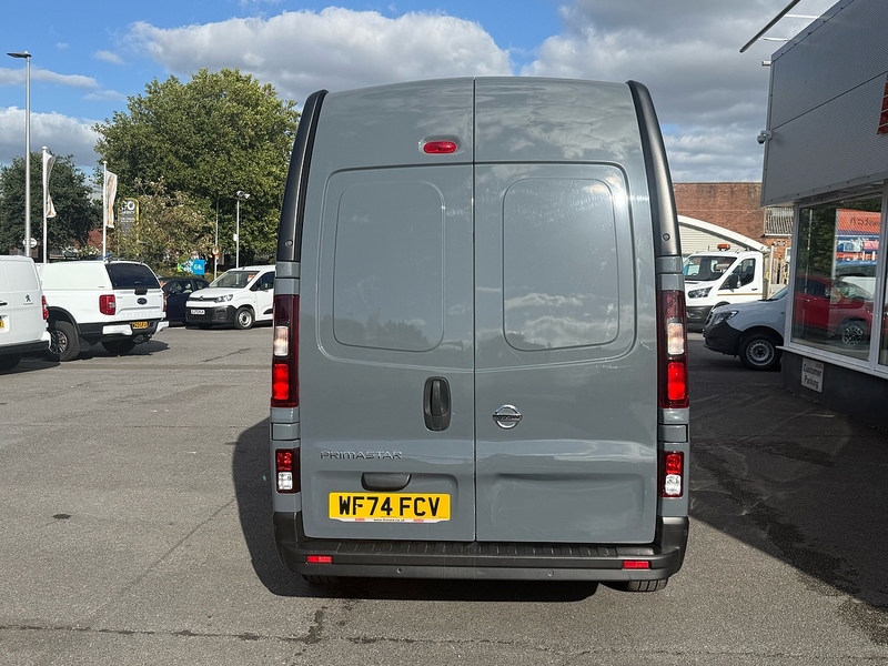 Nissan Primastar dCi 30 Tekna - U7135