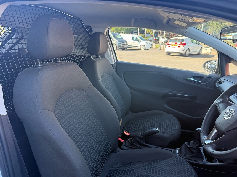 Vauxhall Corsa Van CDTi ecoFLEX - U7140