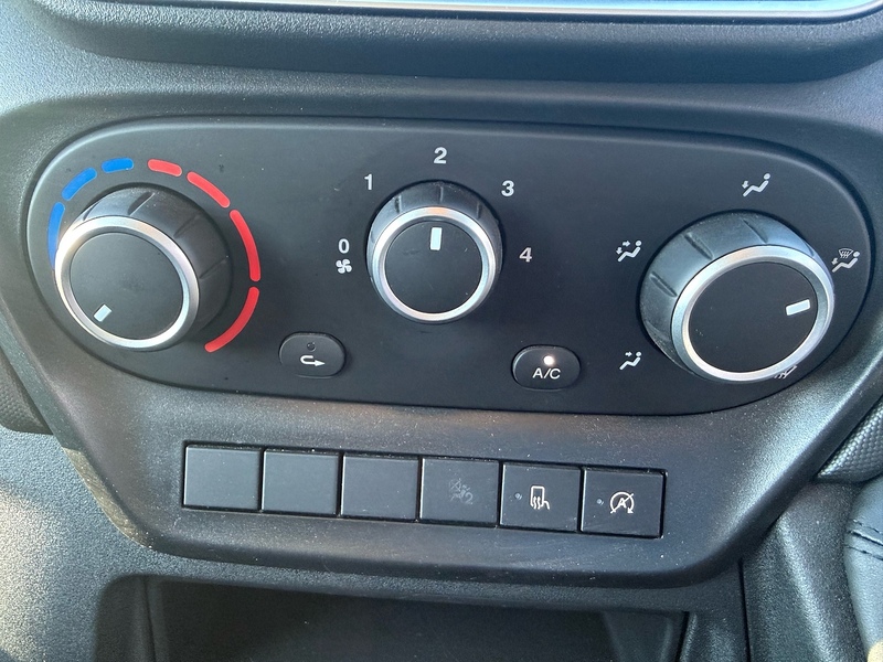 Iveco Daily D HPI 14V 35S 3000 (136PS) Panel Van - U7145