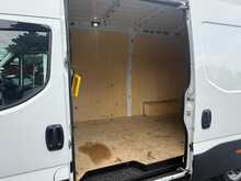 Iveco Daily D HPI 14V 35S 3000 (136PS) Panel Van - U7145