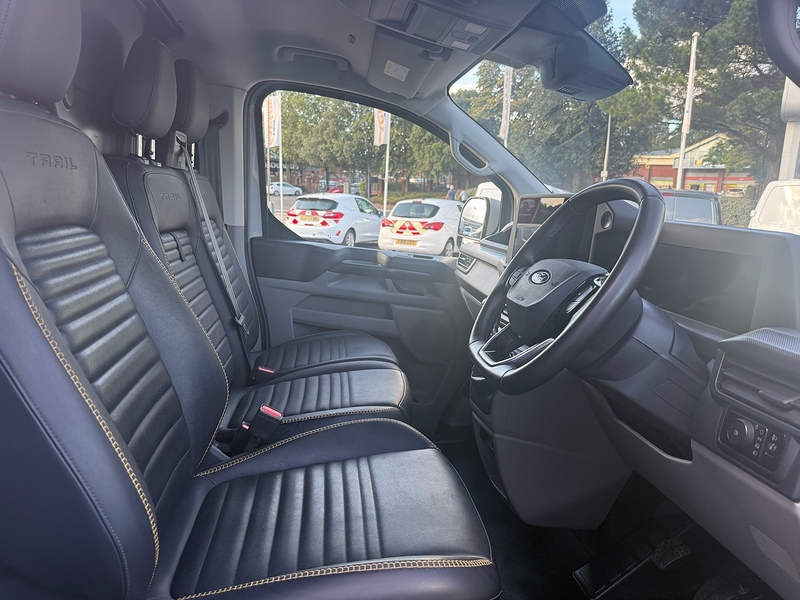 Ford Transit Custom 320 EcoBlue Trail - U7155