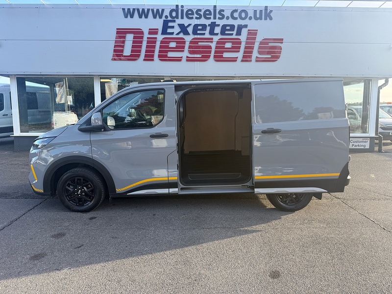 Ford Transit Custom 320 EcoBlue Trail L1 H1 - U7155