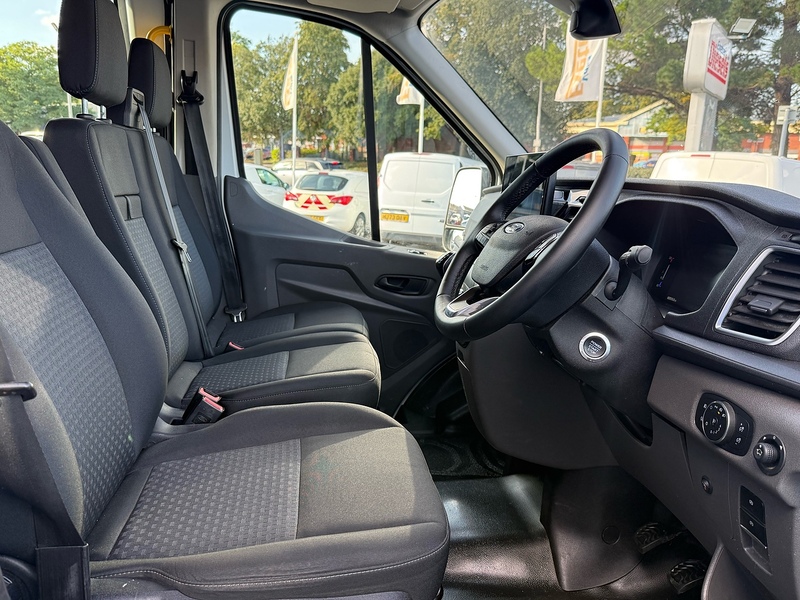 Ford Transit 350 EcoBlue Trend L3 H2 6 Seat Crew Van (130PS) RWD - U7162