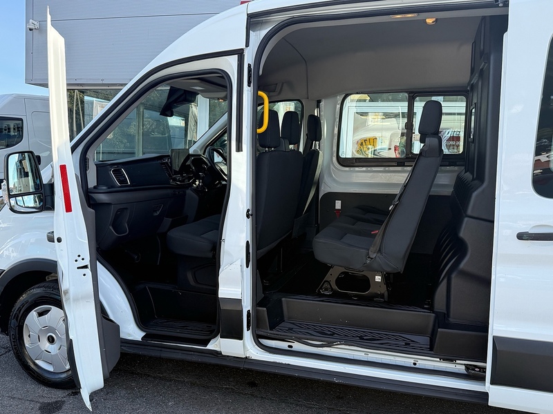 Ford Transit 350 EcoBlue Trend L3 H2 6 Seat Crew Van (130PS) RWD - U7162