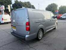 Vauxhall Vivaro Turbo D 3100 Pro L2 H1 (145) - U7167