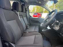 Vauxhall Vivaro Turbo D 3100 Pro L2 H1 (145) - U7167