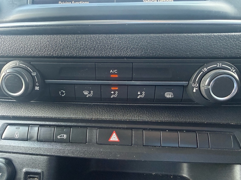 Vauxhall Vivaro Turbo D 3100 Pro L2 H1 (145) - U7167