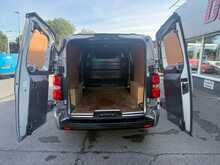 Vauxhall Vivaro Turbo D 3100 Pro L2 H1 (145) - U7167