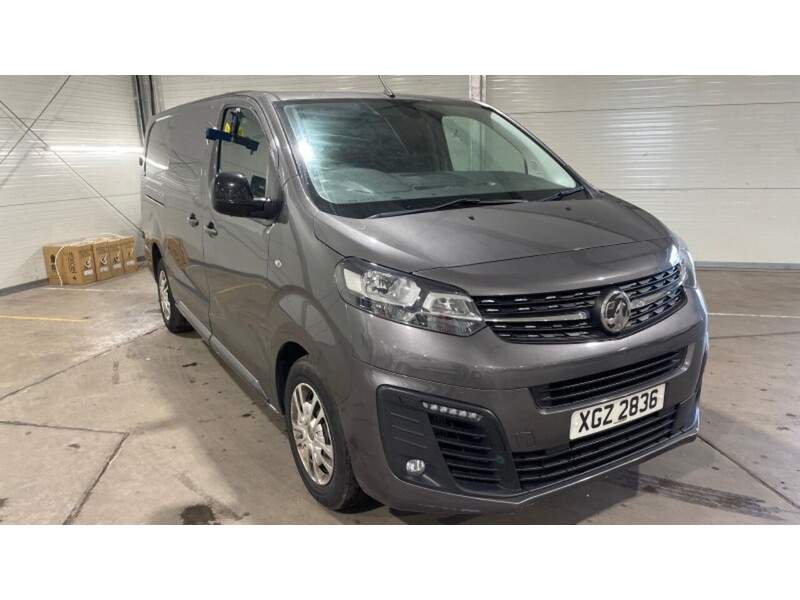 Vauxhall Vivaro Turbo D 3100 Sportive L2 H1 (145PS) - U7178