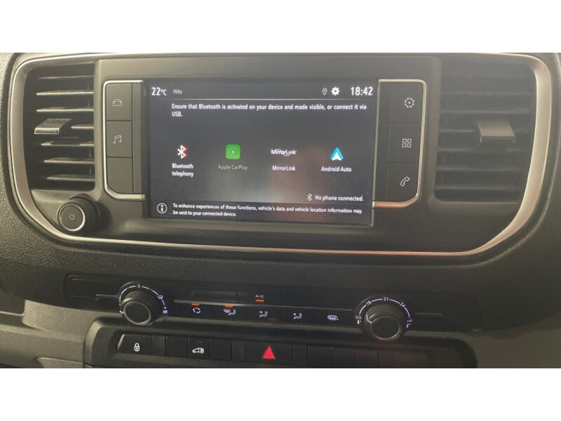 Vauxhall Vivaro Turbo D 3100 Sportive L2 H1 (145PS) - U7178