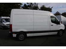 2022 MERCEDES SPRINTER MWB NEW SHAPE *NO VAT* LOW MILES 60k YEARS MOT