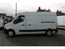 2023 NISSAN INTERSTAR MWB LOW MILES YEARS MOT STUNNING CONDITION ONE OWNER transit