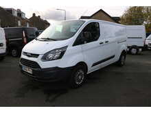 2016 FORD TRANSIT CUSTOM *LOW MILES* EXCELLENT CONDITION ONE OWNER vivaro