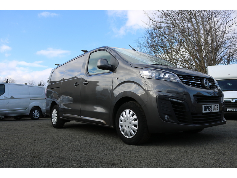 Vauxhall Vivaro L2h1 2700 Sportive S/S - U28057