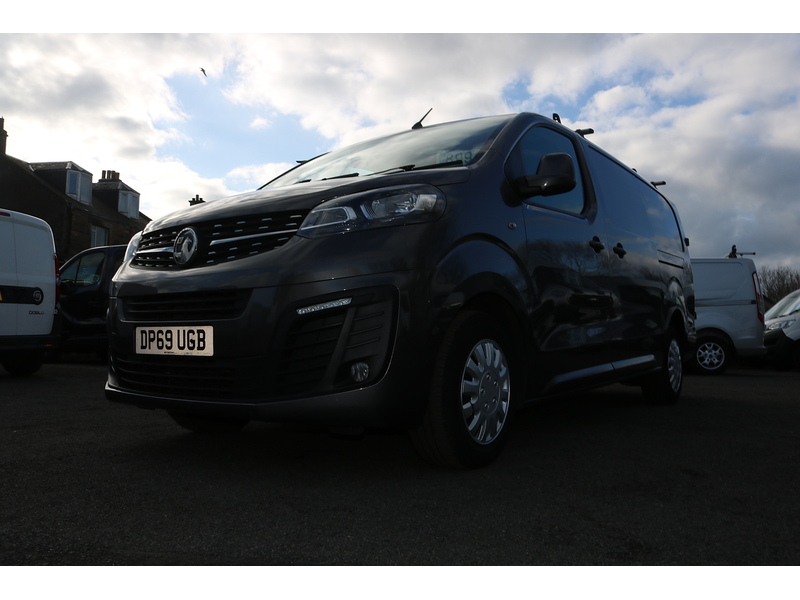 Vauxhall Vivaro L2h1 2700 Sportive S/S - U28057