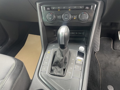 R-Line Tech Tsi Evo Dsg 1.5 5dr Estate Semi Auto Petrol