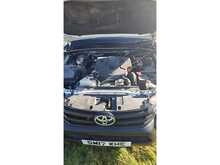 Toyota Hilux 2.4 D-4D Active Pickup 2dr Diesel Manual 4WD Euro 6 (3.5t) (150 ps) 