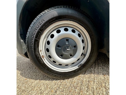 1.7 110 CDI Progressive Panel Van 5dr Diesel Manual FWD L2 Euro 6 (s/s) (LWB) (102 ps)