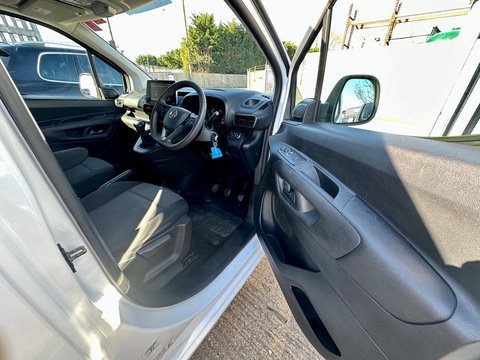 1.6 Turbo D 2300 Sportive Panel Van 4dr Diesel Manual L1 H1 Euro 6 (s/s) (100 ps) Panel Van Manual Diesel