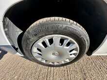 Vauxhall Combo 1.6 Turbo D 2300 Sportive Panel Van 4dr Diesel Manual L1 H1 Euro 6 (s/s) (100 ps) 
