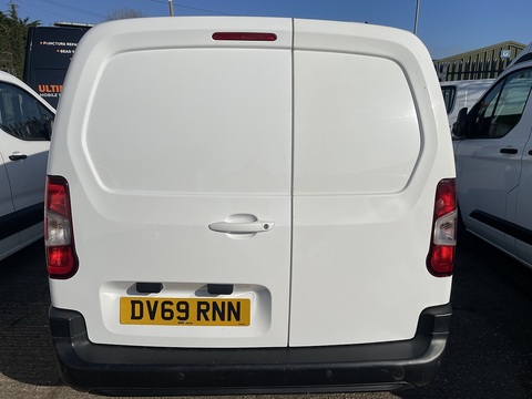 1.5 Turbo D 2300 Edition Panel Van 4dr Diesel Auto L2 H1 Euro 6 (s/s) (130 ps) Panel Van Automatic Diesel