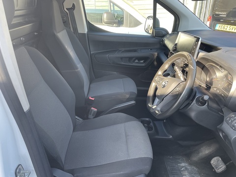 1.5 Turbo D 2300 Edition Panel Van 4dr Diesel Auto L2 H1 Euro 6 (s/s) (130 ps) Panel Van Automatic Diesel