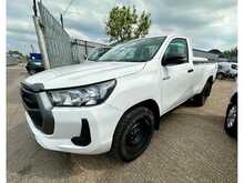Toyota Hilux 2.4 D-4D Active Narrow Body Pickup 2dr Diesel Manual 4WD Euro 6 (150 ps) 