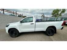 Toyota Hilux 2.4 D-4D Active Narrow Body Pickup 2dr Diesel Manual 4WD Euro 6 (150 ps) 