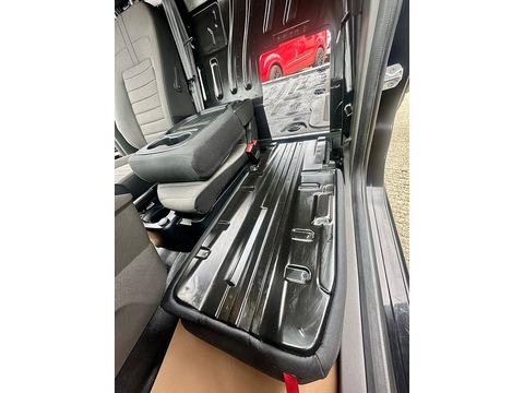 1.5 200 EcoBlue Limited Panel Van 5dr Diesel Auto L1 Euro 6 (s/s) (120 ps)