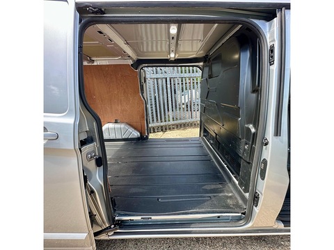 2.0 280 EcoBlue Limited Panel Van 5dr Diesel Auto L1 H1 Euro 6 (s/s) (130 ps)