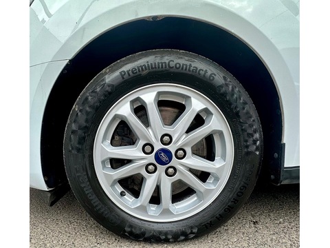 1.5 200 EcoBlue Limited Panel Van 5dr Diesel Auto L1 Euro 6 (s/s) (120 ps)