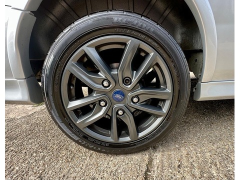 2.0 300 EcoBlue Limited Panel Van 5dr Diesel Auto L2 H1 Euro 6 (s/s) (130 ps)