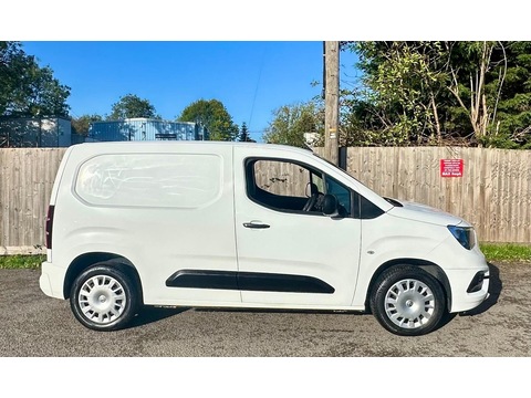 1.5 Turbo D 2000 Sportive Panel Van 4dr Diesel Manual L1 H1 Euro 6 (s/s) (130 ps)