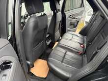 Land Rover Range Rover Evoque P300e R-Dynamic S 