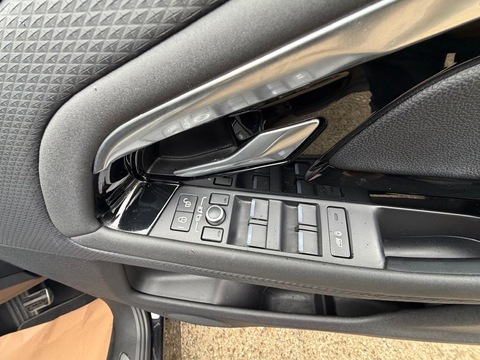 1.5 P300e 12.2kWh R-Dynamic S SUV 5dr Petrol Plug-in Hybrid Auto 4WD Euro 6 (s/s) (309 ps)