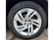 Land Rover Range Rover Evoque P300e R-Dynamic S 