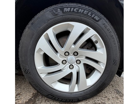 1.5 P300e 12.2kWh R-Dynamic S SUV 5dr Petrol Plug-in Hybrid Auto 4WD Euro 6 (s/s) (309 ps)