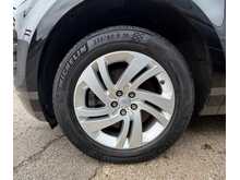 Land Rover Range Rover Evoque P300e R-Dynamic S 