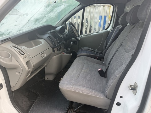 2.0 dCi SL29 Panel Van 4dr Diesel Manual L1 H1 (Phase 3) (195 g/km, 115 bhp)